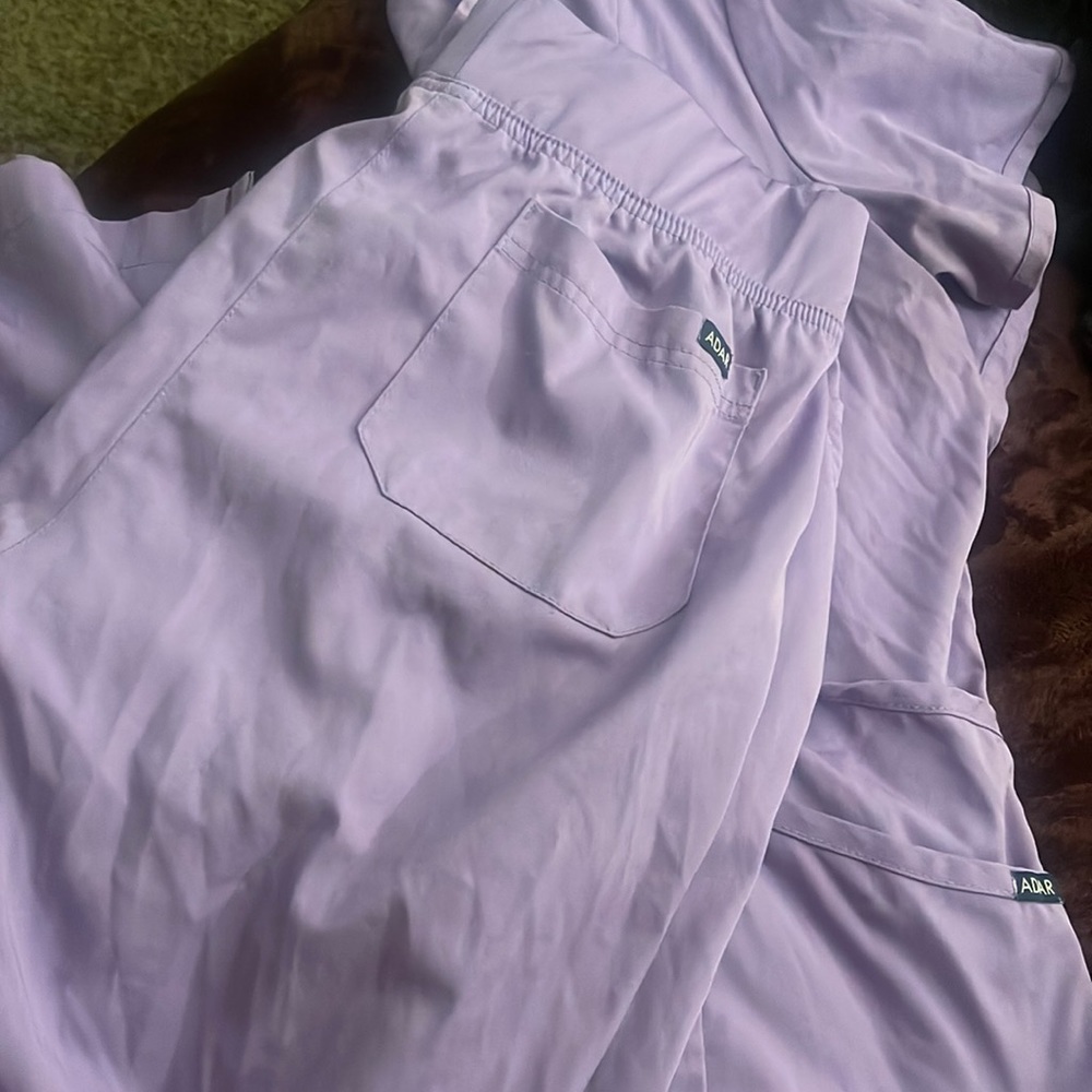 Adar Scrubs